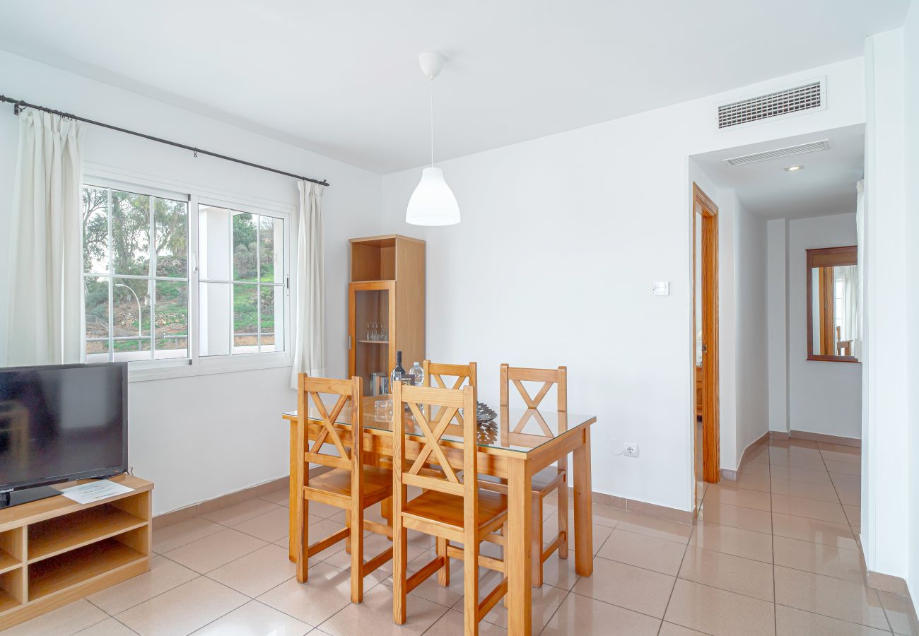 Apartamento en Nerja - Apartamento 2 dormitorios en la Playa Burriana Nerja con WiFi y Aire Acondicionado - Ref 340