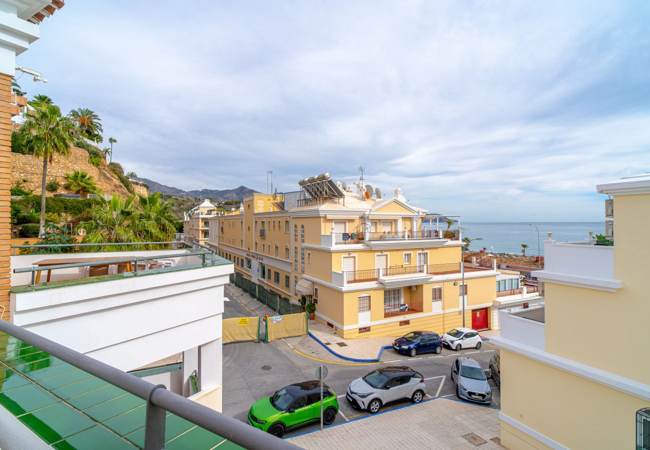 Apartamento en Nerja - Apartamento 2 dormitorios en la Playa Burriana Nerja con WiFi y Aire Acondicionado - Ref 340