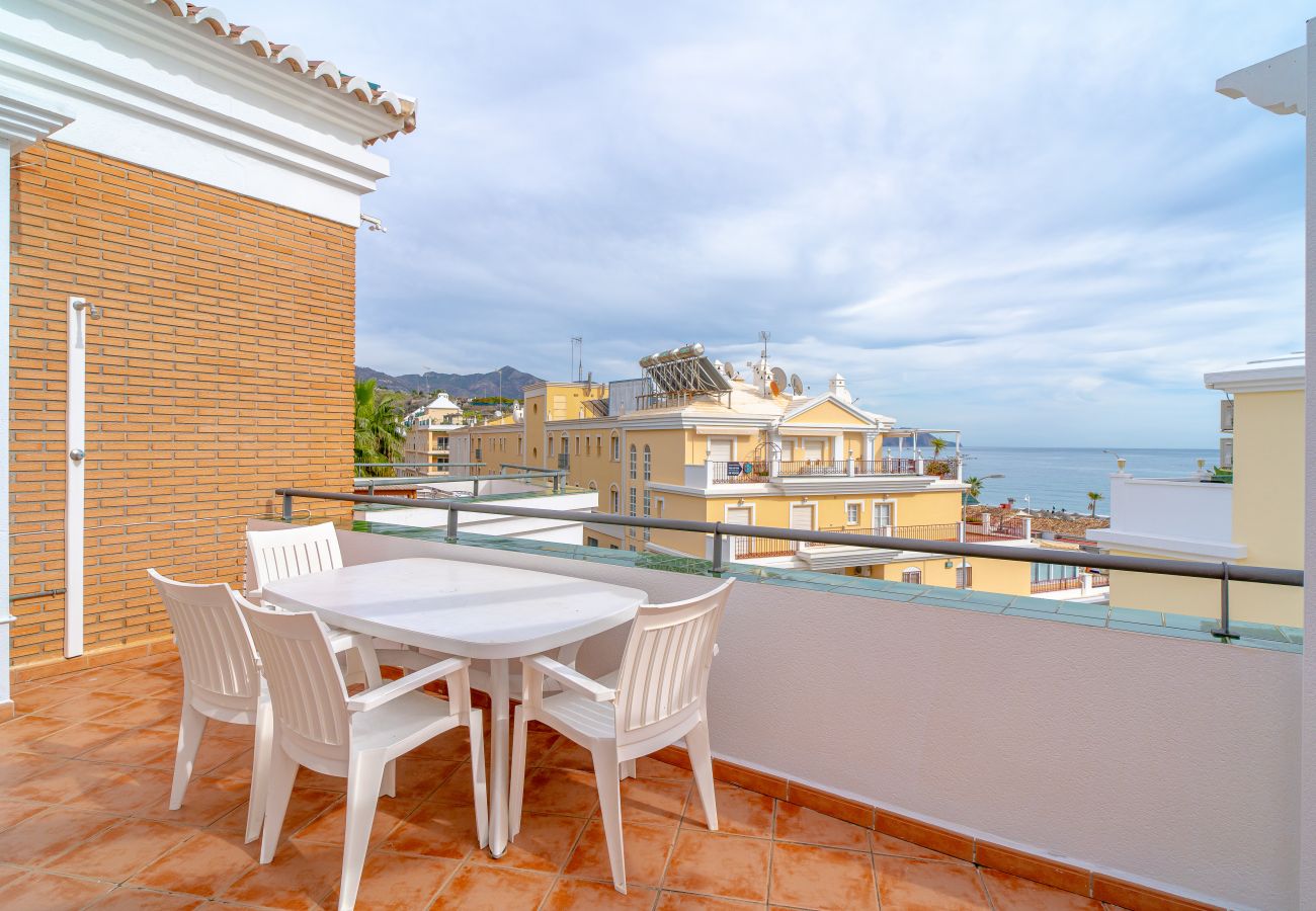 Apartamento en Nerja - Apartamento 2 dormitorios en la Playa Burriana Nerja con WiFi y Aire Acondicionado - Ref 340