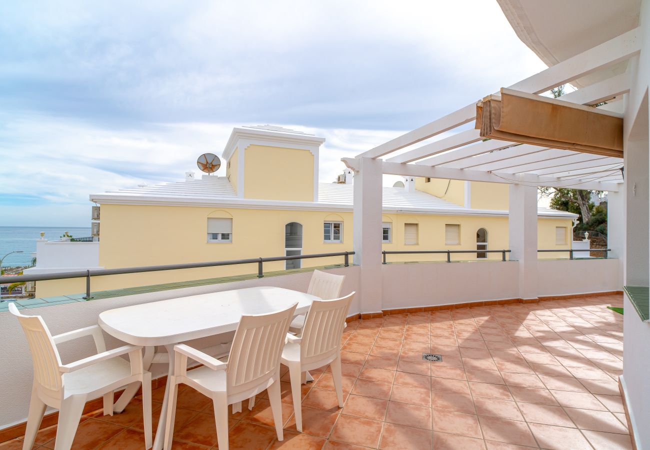 Apartamento en Nerja - Apartamento 2 dormitorios en la Playa Burriana Nerja con WiFi y Aire Acondicionado - Ref 340