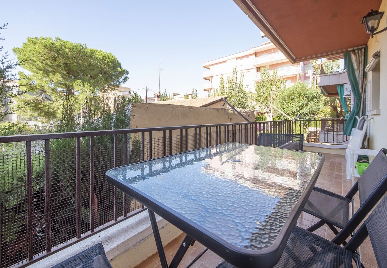 Apartamento en Segur de Calafell - R96 Moderno apartamento con aire acondicionado a 50m de la playa