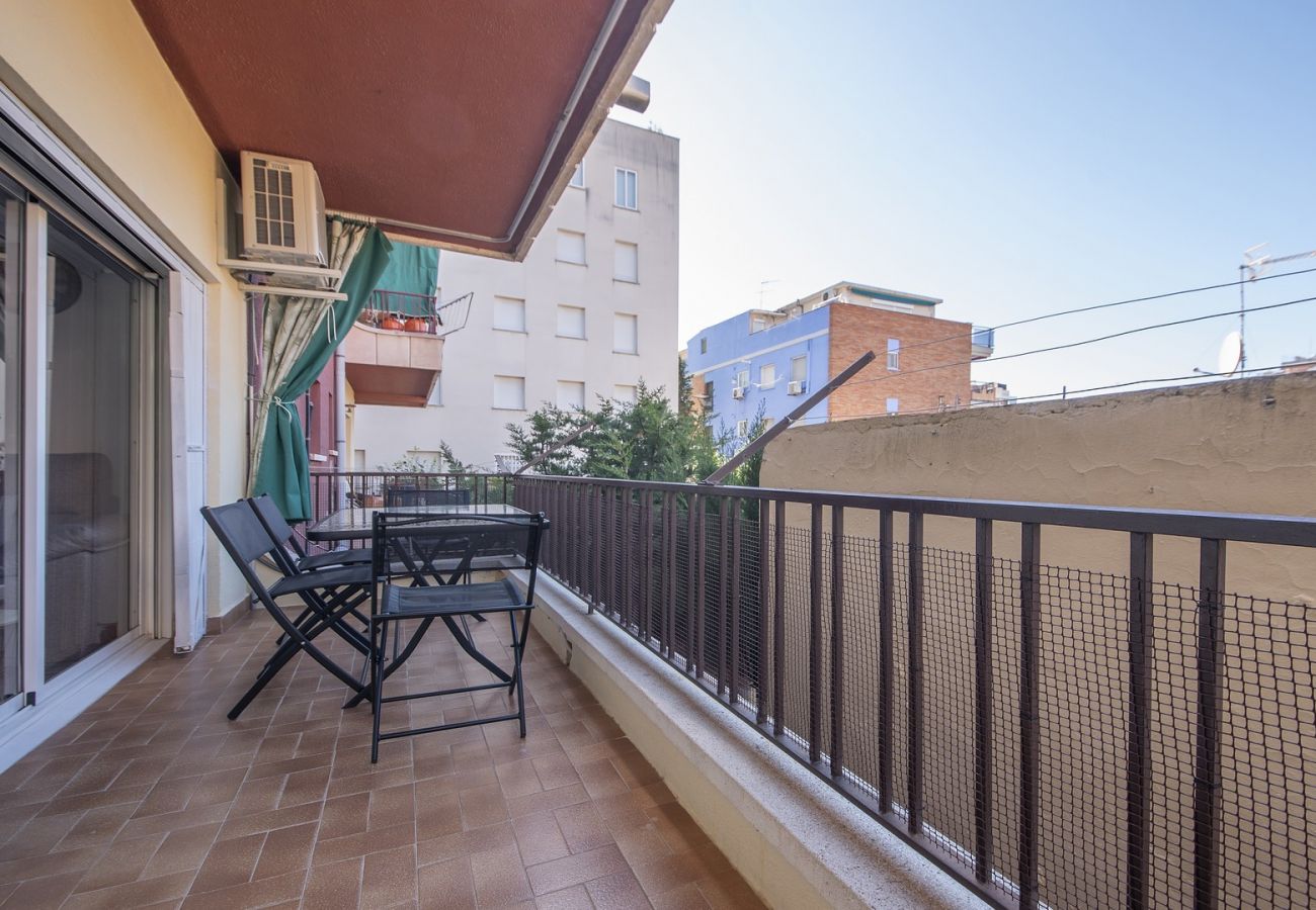 Apartamento en Segur de Calafell - R96 Moderno apartamento con aire acondicionado a 50m de la playa