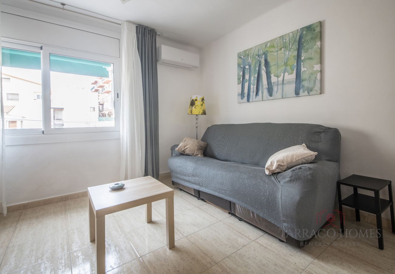 Apartamento en Torredembarra - TH102 Alojamiento Vacacional en la Playa – Costa Dorada, 3 Habitaciones