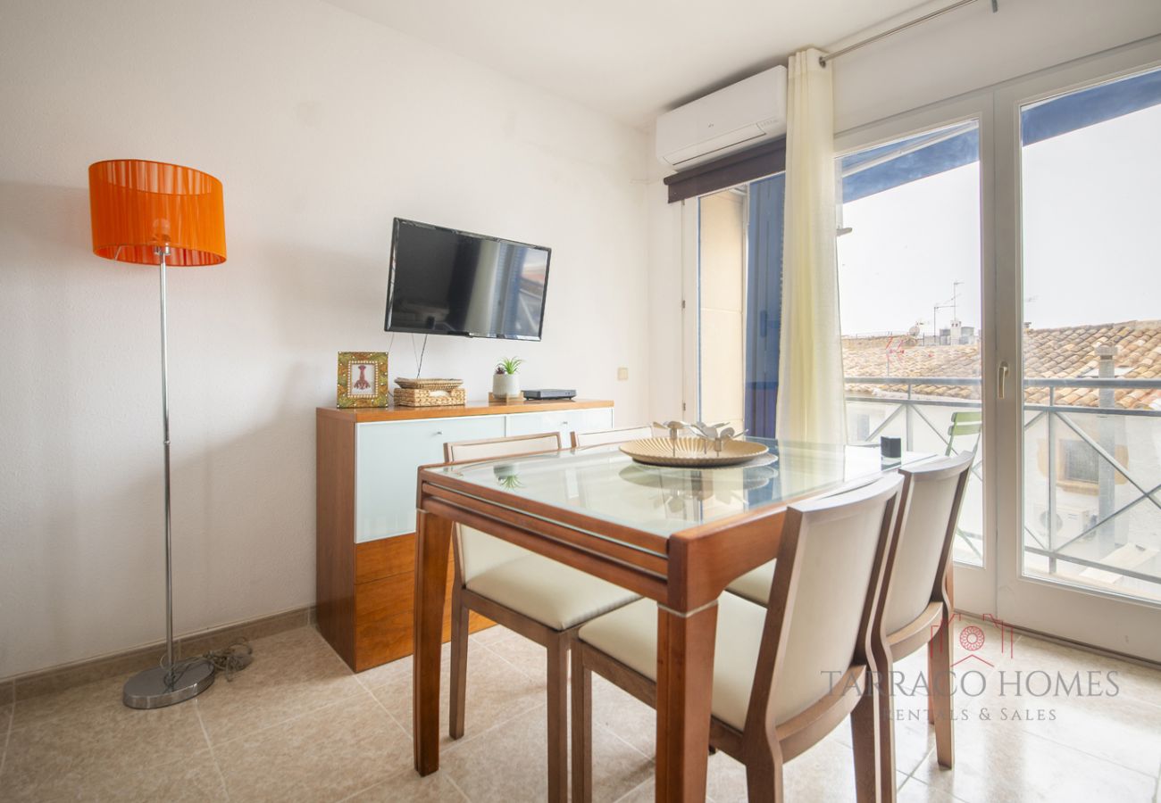 Apartamento en Torredembarra -  TH120  Apartamento Tranquilo  con Piscina en Torredembarra