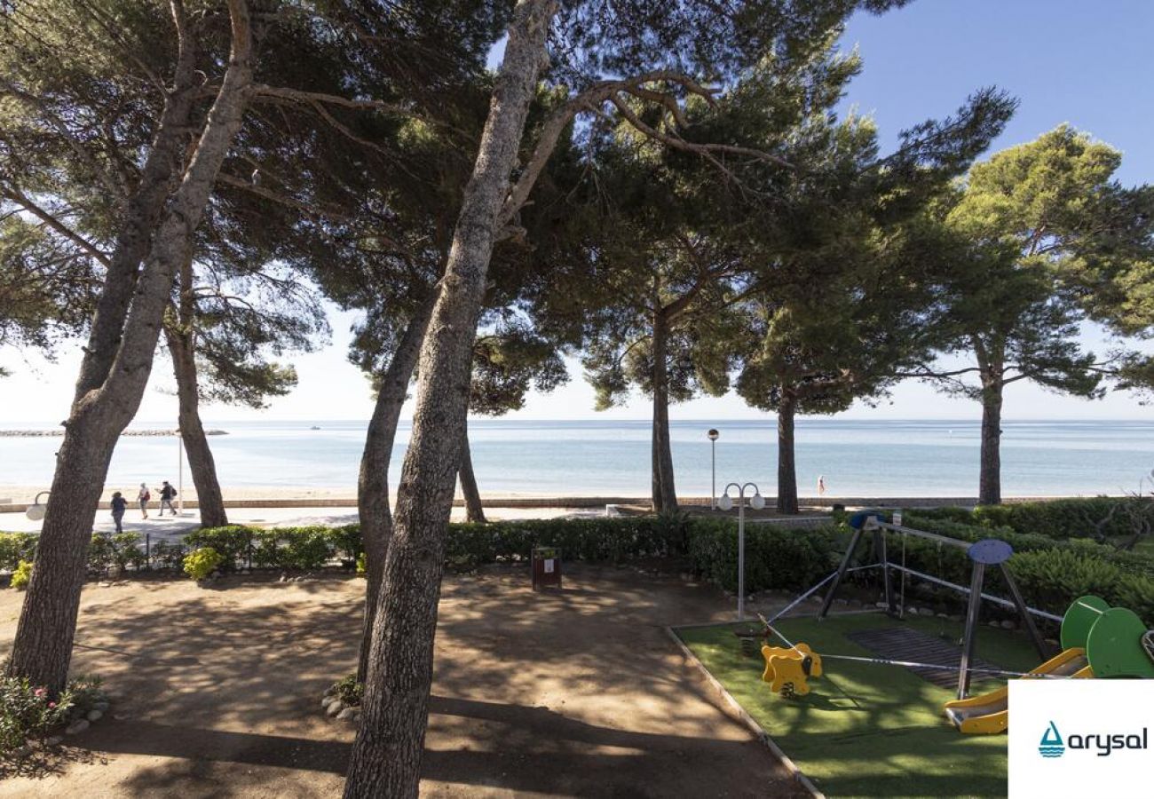 Villa in Cambrils - TH129 Villa Marinada near the Beach