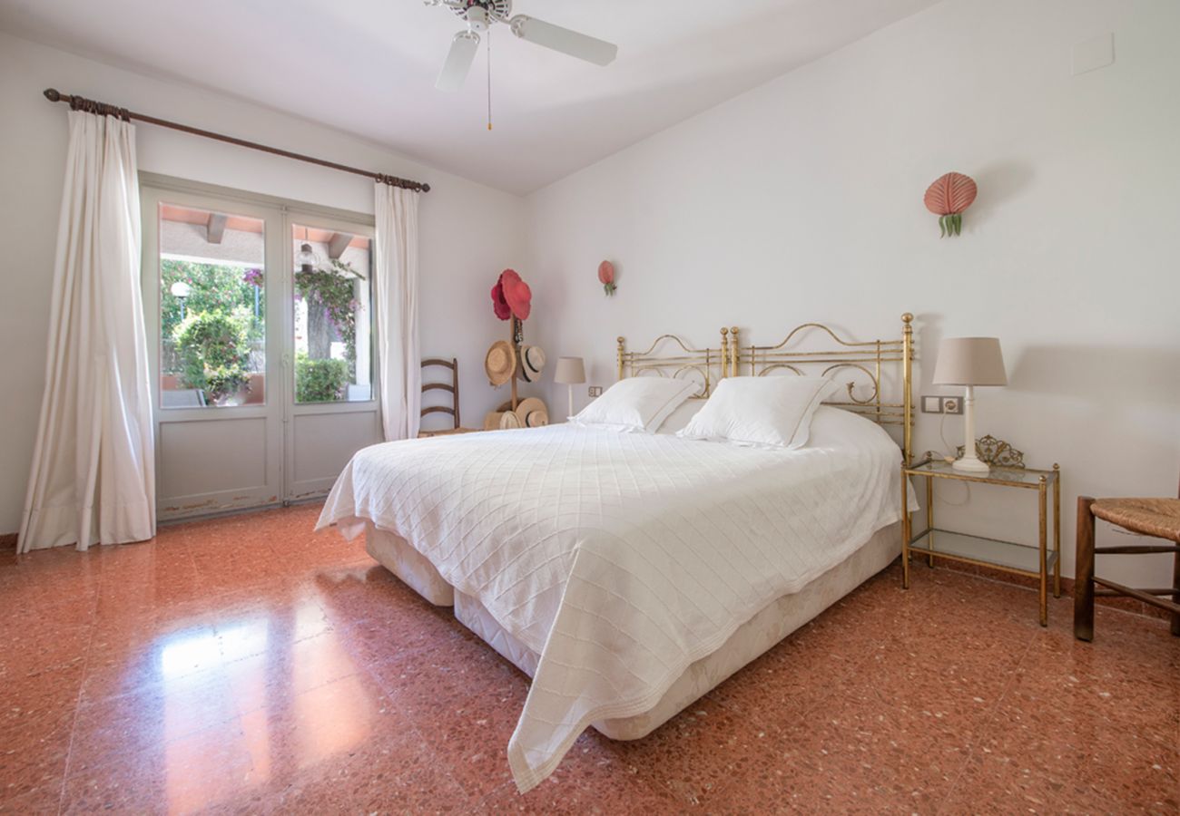 Villa in Cambrils - TH129 Villa Marinada near the Beach