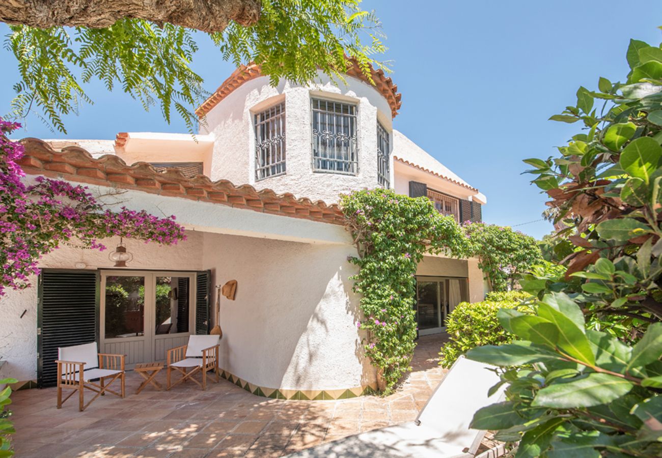 Villa in Cambrils - TH129 Villa Marinada near the Beach