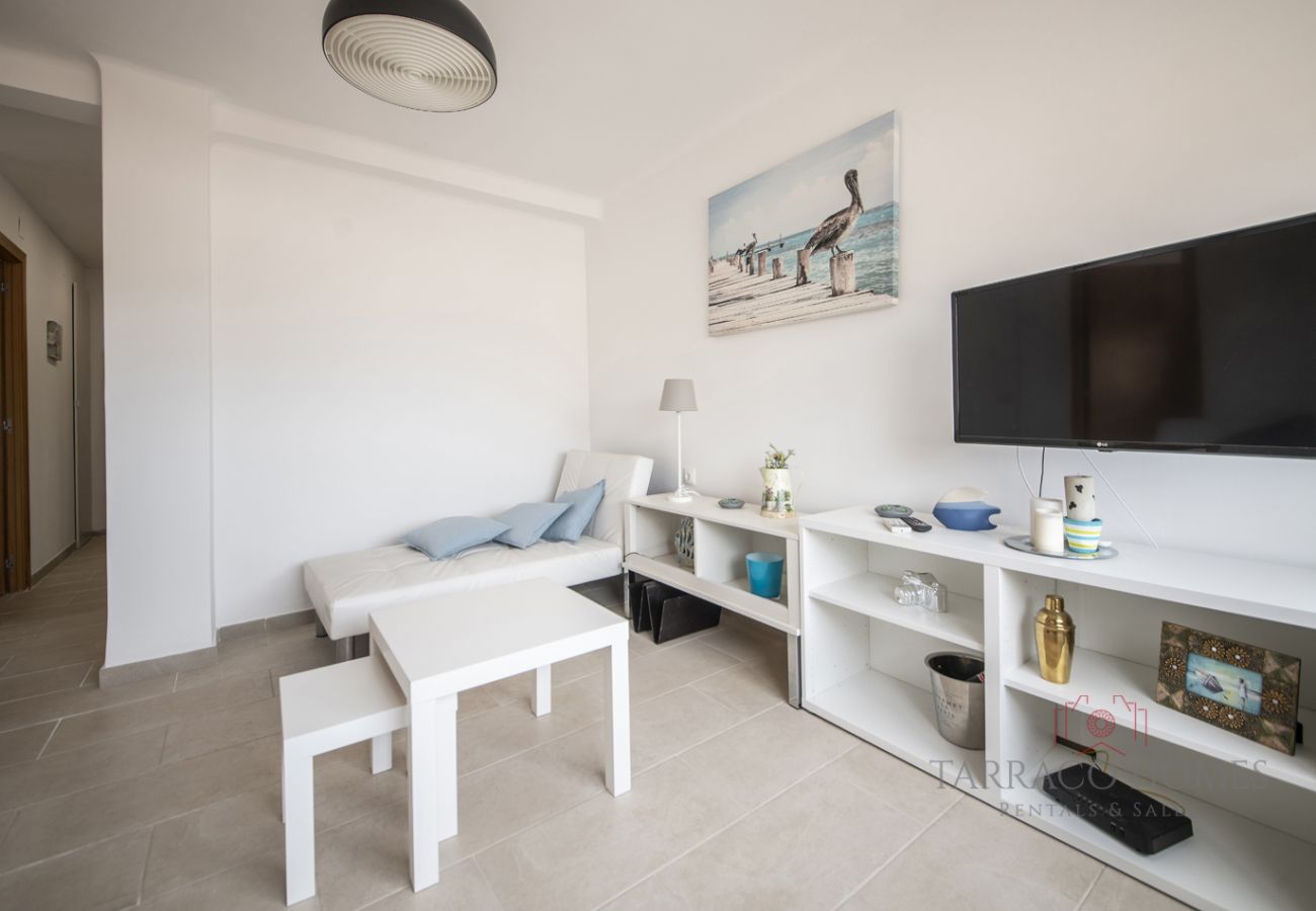 Apartment in Torredembarra - TH106 Bright apartment near Torredembarra beach