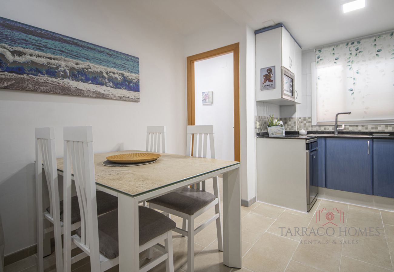 Apartment in Torredembarra - TH106 Bright apartment near Torredembarra beach