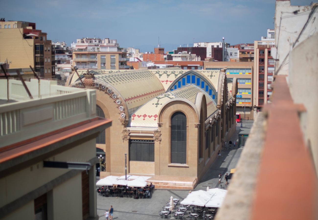 Apartment in Tarragona - TH04 Penthouse with Terrace and Air Conditioning. in Tarragona