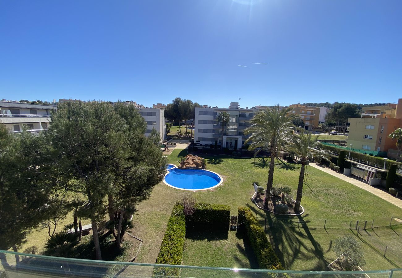 Apartment in Salou - TH26 Apartment in Salou with Pool, Padel, and Tennis Court