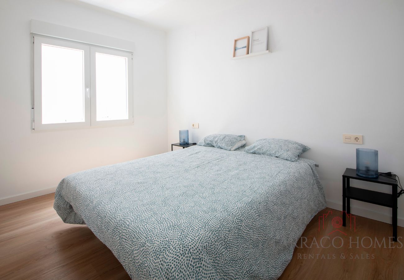 Apartment in Cambrils - TH05 Spacious Two-Bedroom Apartment in Cambrils
