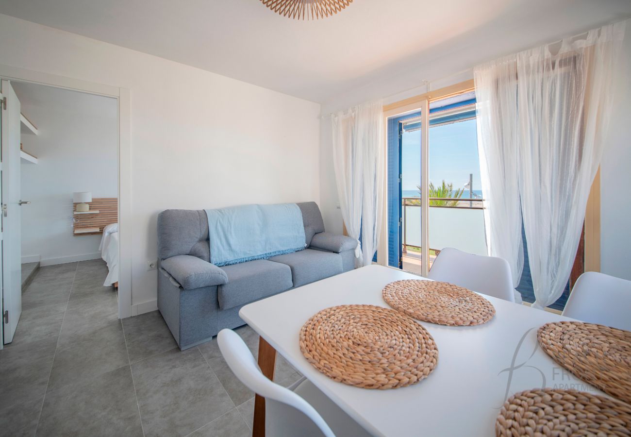 Apartment in Coma-Ruga - R154 Beachfront Vacation Rental- Costa Dorada 