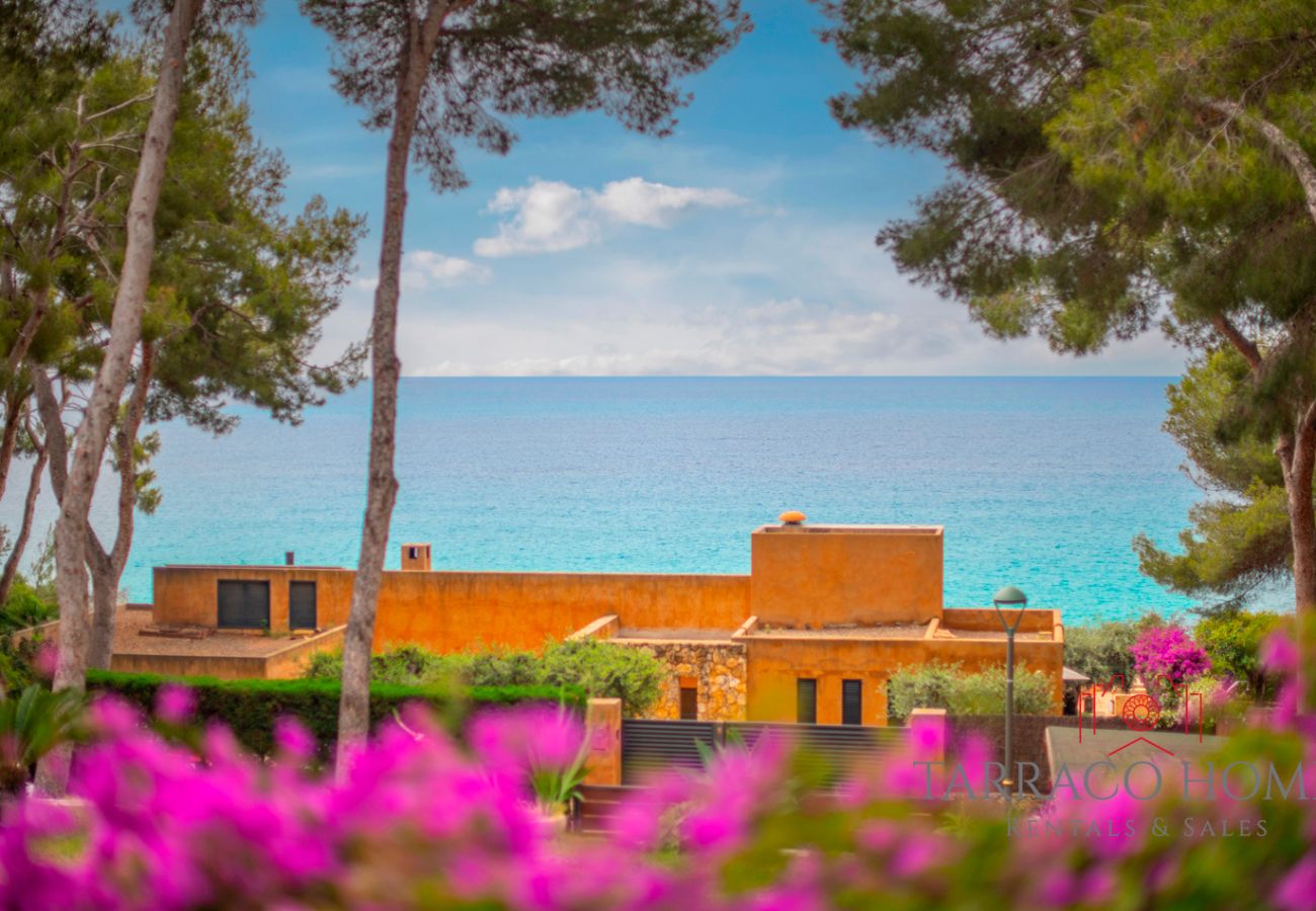 Villa in Tarragona - TH100 Gran Villa Vacacional con Vistas Al Mar en Tamarit 