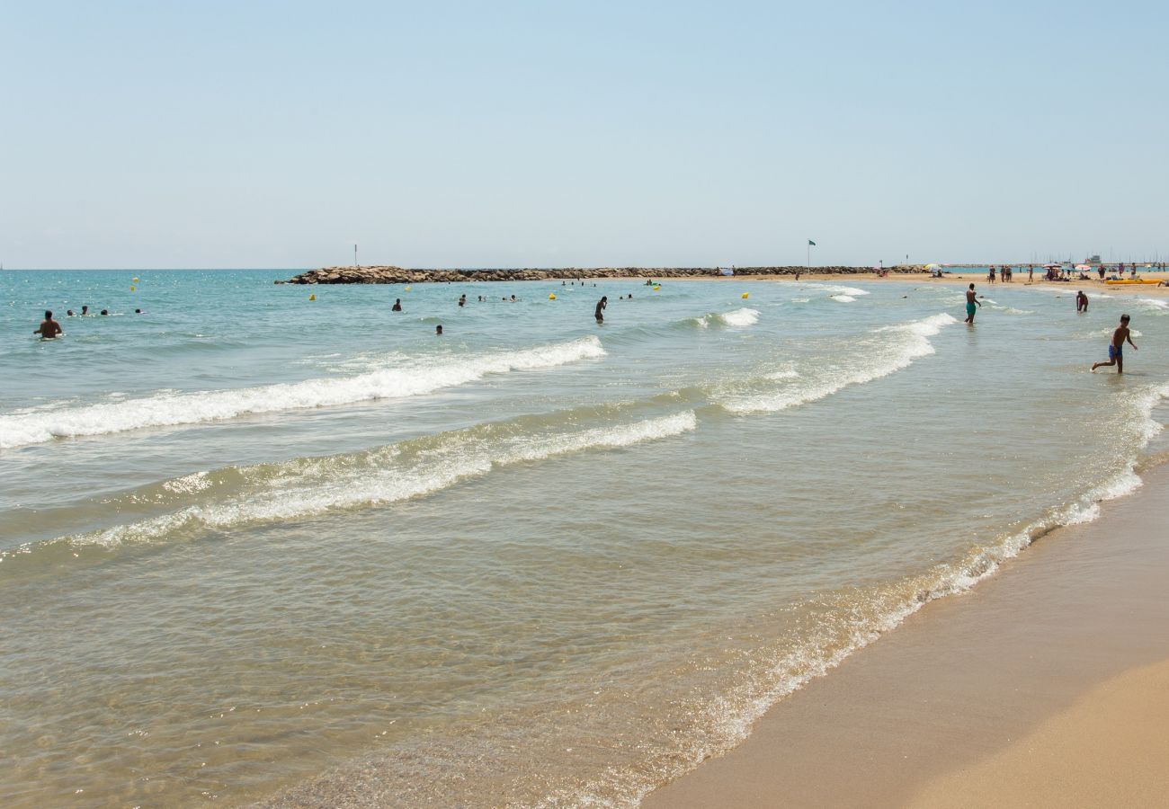 Maison mitoyenne à Cunit - R35 Maison mittoyenne pour 8 pers 2 km de la plage