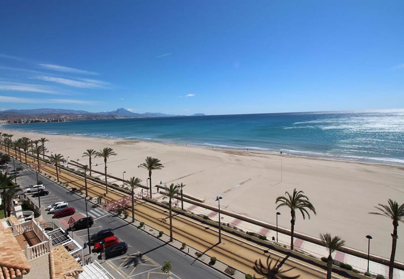 Appartement à El Campello - Classic Beachfront Muchavista