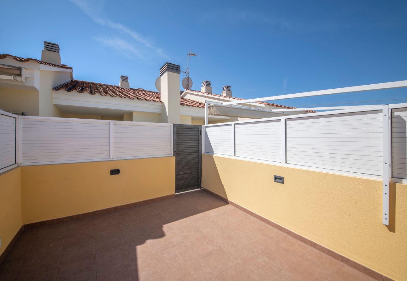 Appartement à Calafell - R129 Appartement avec piscine près de la plage