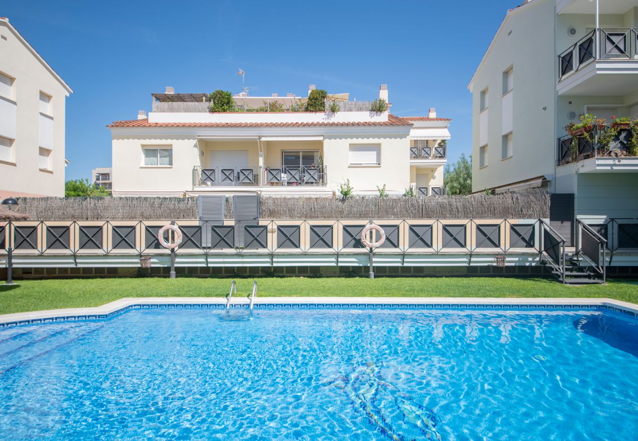 Appartement à Calafell - R129 Appartement avec piscine près de la plage