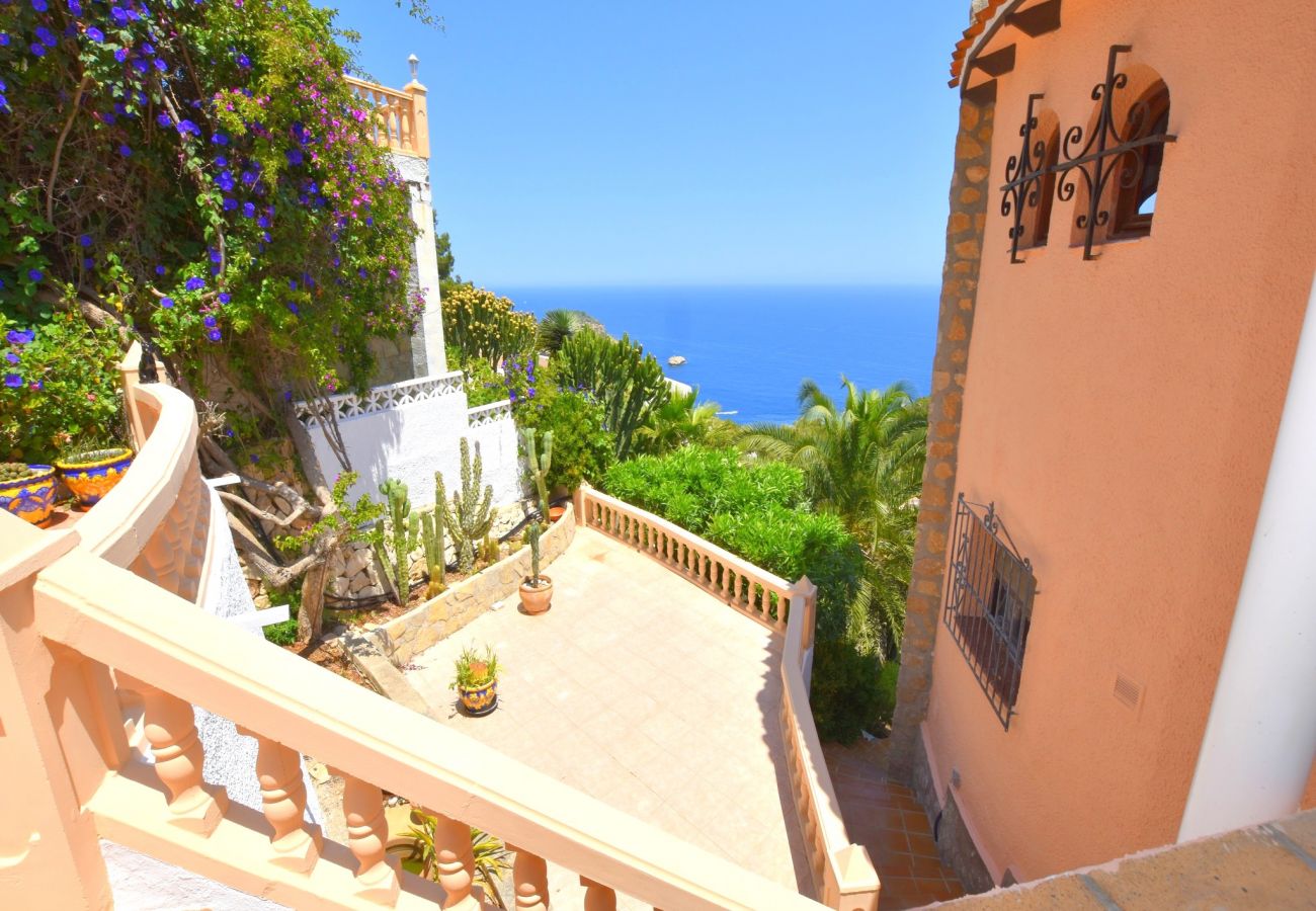 Шале на Хавеа / Javea - 5077 Casa Stefanie 