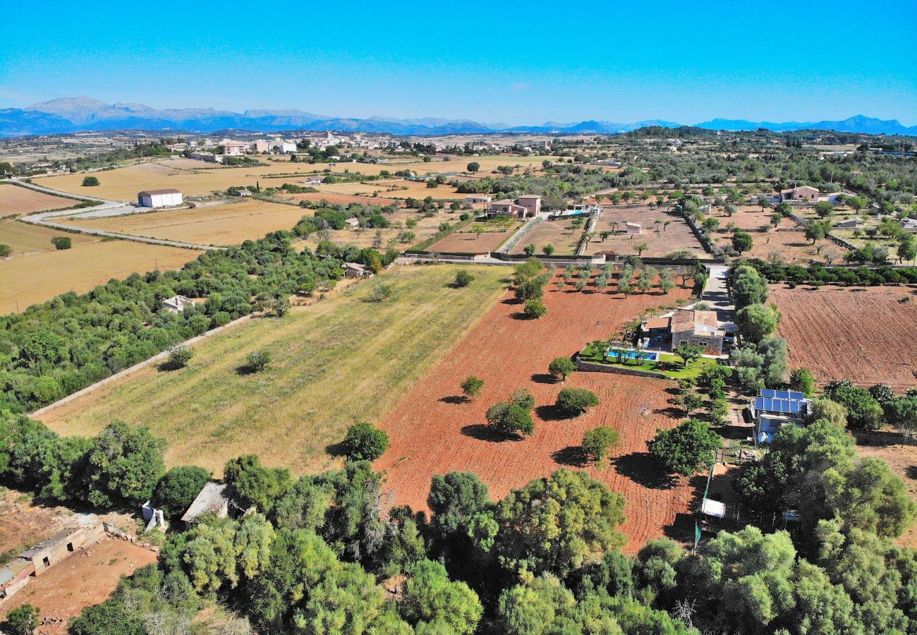 Особняк на Santa Margalida - Es Bosquerró 054 fantástica finca con piscina vallada, zona infantil, terraza, barbacoa y WiFi