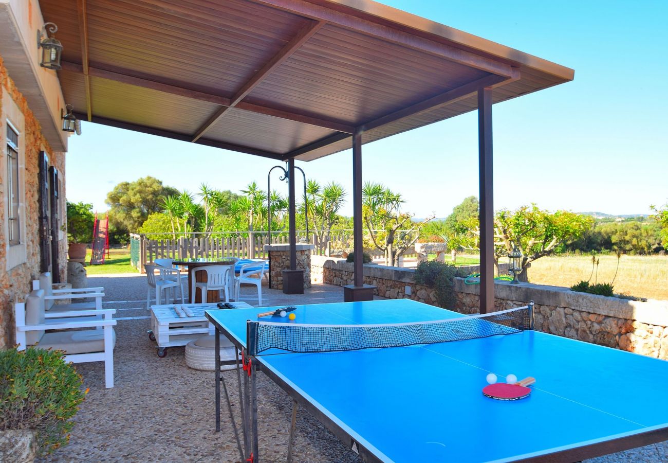 Особняк на Santa Margalida - Es Bosquerró 054 fantástica finca con piscina vallada, zona infantil, terraza, barbacoa y WiFi