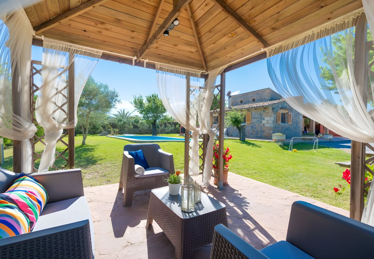 Особняк на Алькудия / Alcudia - Can Roig 113 fantástica finca con piscina privada, jardín, zona infantil y aire acondicionado