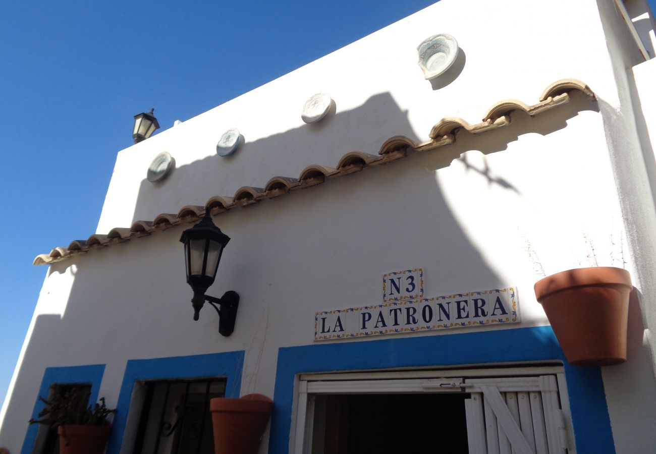 Дом на Аликанте город / Alicante - Casa La Patronera Santa Cruz