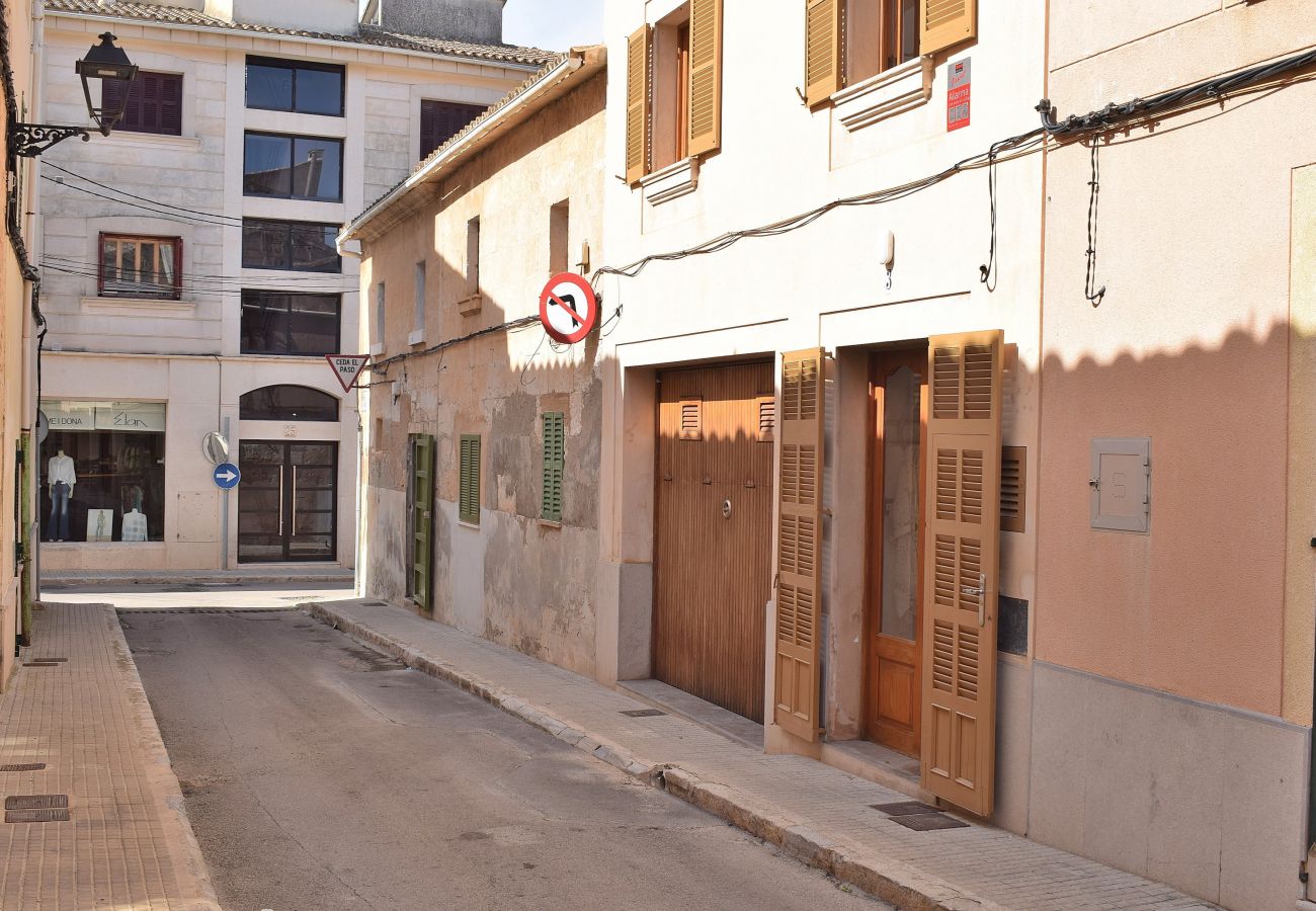 Дом на Muro - Ca Ses Nines 003 fantástica casa de pueblo con terraza, barbacoa, aire acondicionado y WiFi