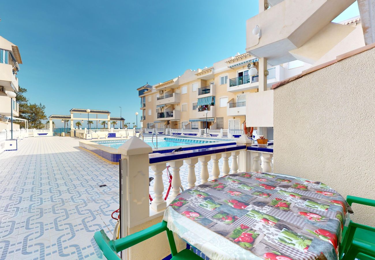 Апартаменты на Торревьеха / Torrevieja - Cozy Summer Apartment