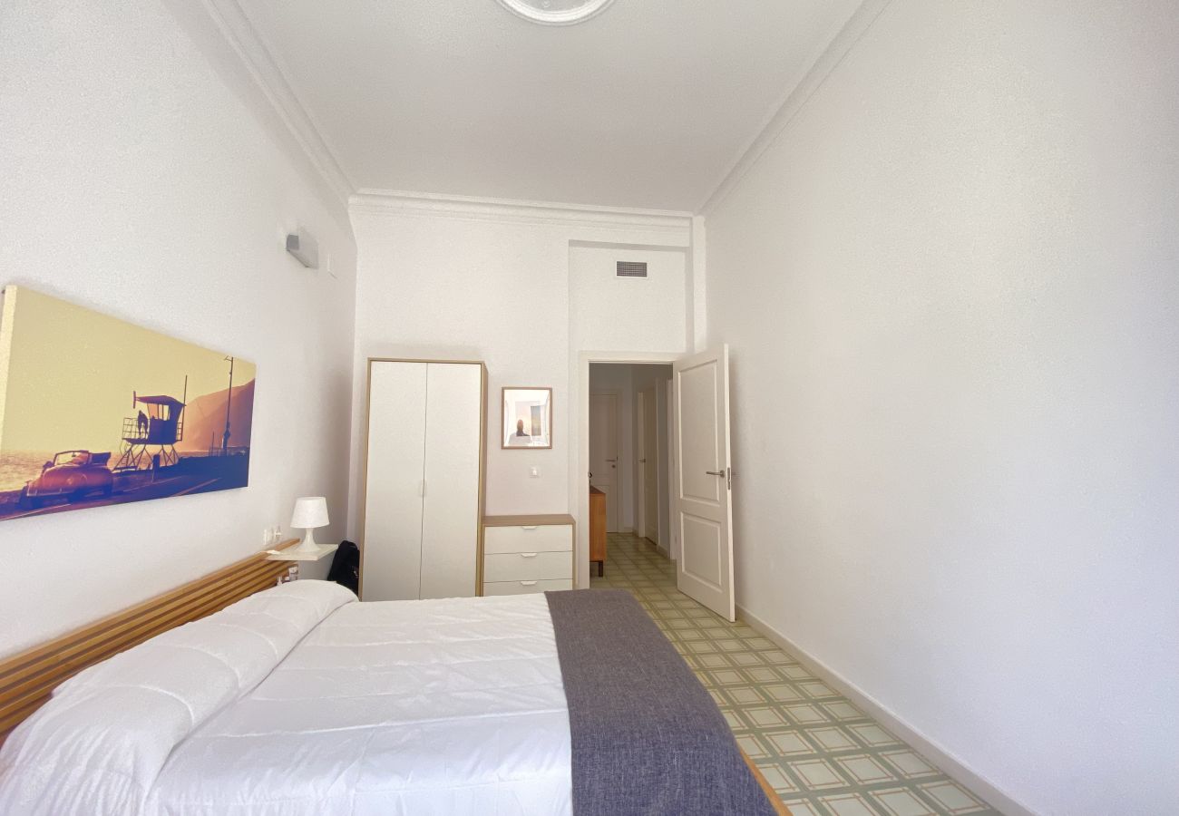 Апартаменты на Таррагона - TH95 Отличная квартира в центре Таррагоны с кондиционером